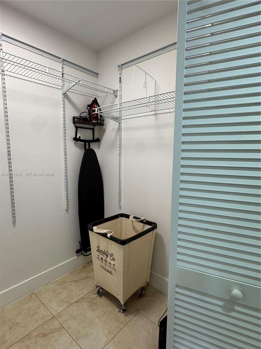 Brickell On The River at 41 5 St, Miami, FL 33131 - For Rent photo 20