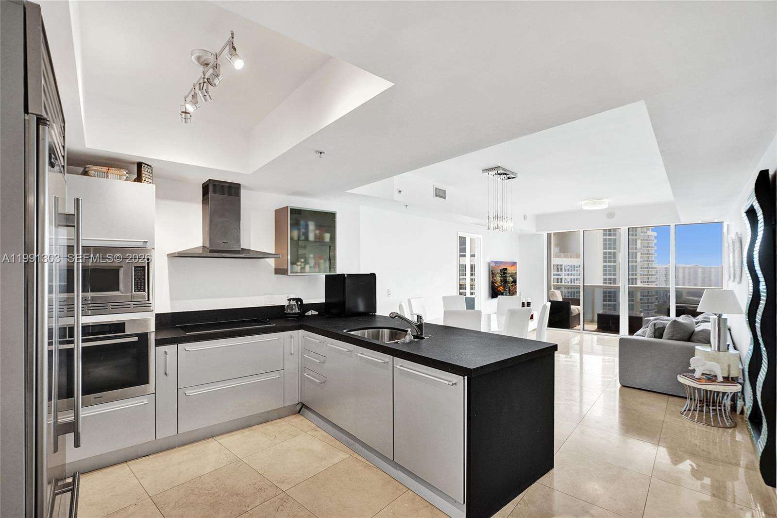 Trump Royale at 18201 Collins Ave, Sunny Isles Beach, FL 33160 - For Rent photo 2