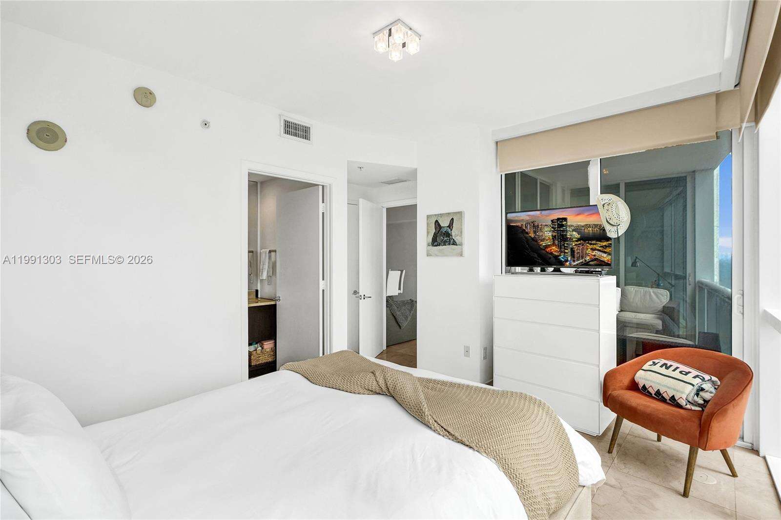 Trump Royale at 18201 Collins Ave, Sunny Isles Beach, FL 33160 - For Rent photo 28