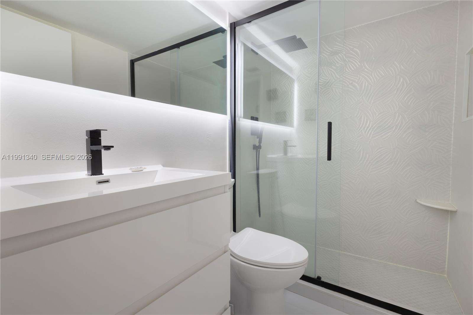 Isola at 770 Claughton Island Dr, Miami, FL 33131 - For Rent photo 11
