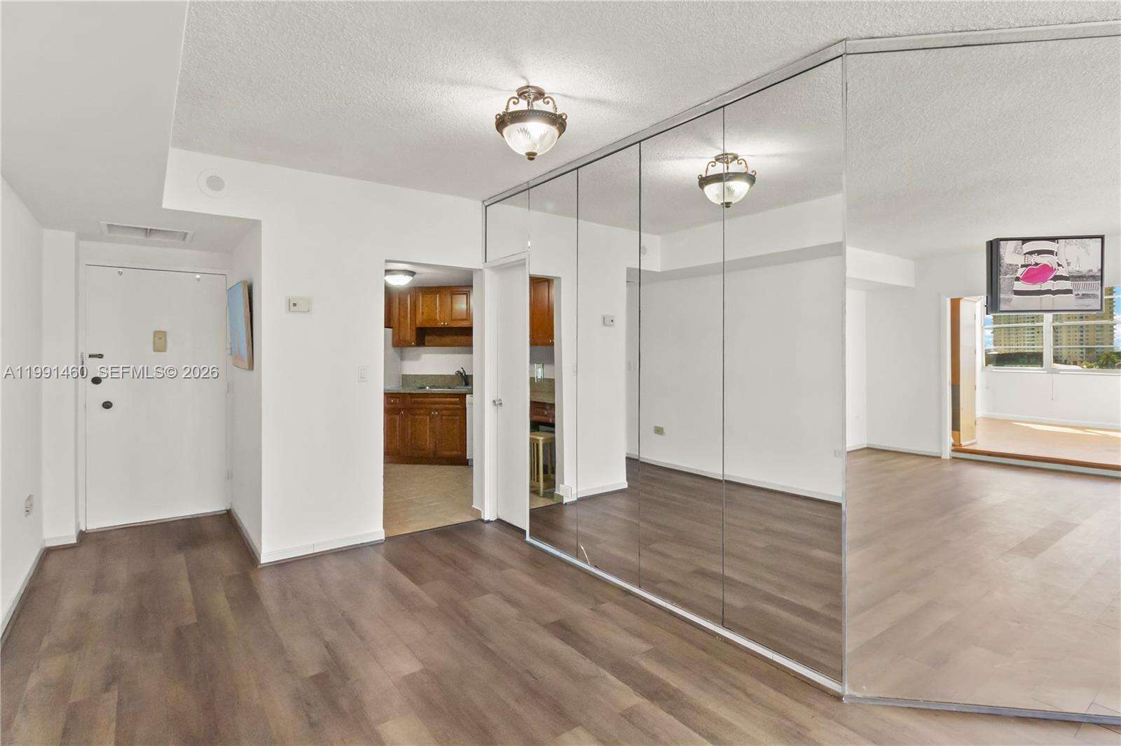 Four Ambassadors at 905 Brickell Bay Dr, Miami, FL 33131 - For Rent photo 11