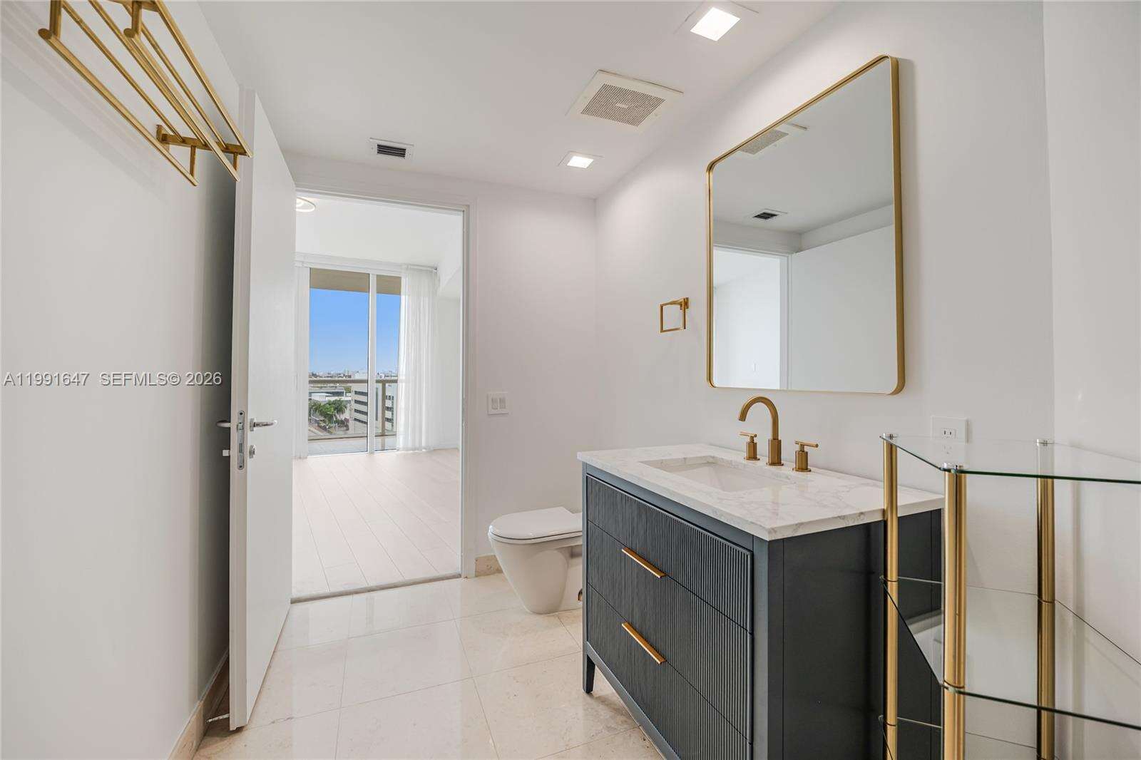 Icon at 450 Alton Rd, Miami Beach, FL 33139 - For Rent photo 34