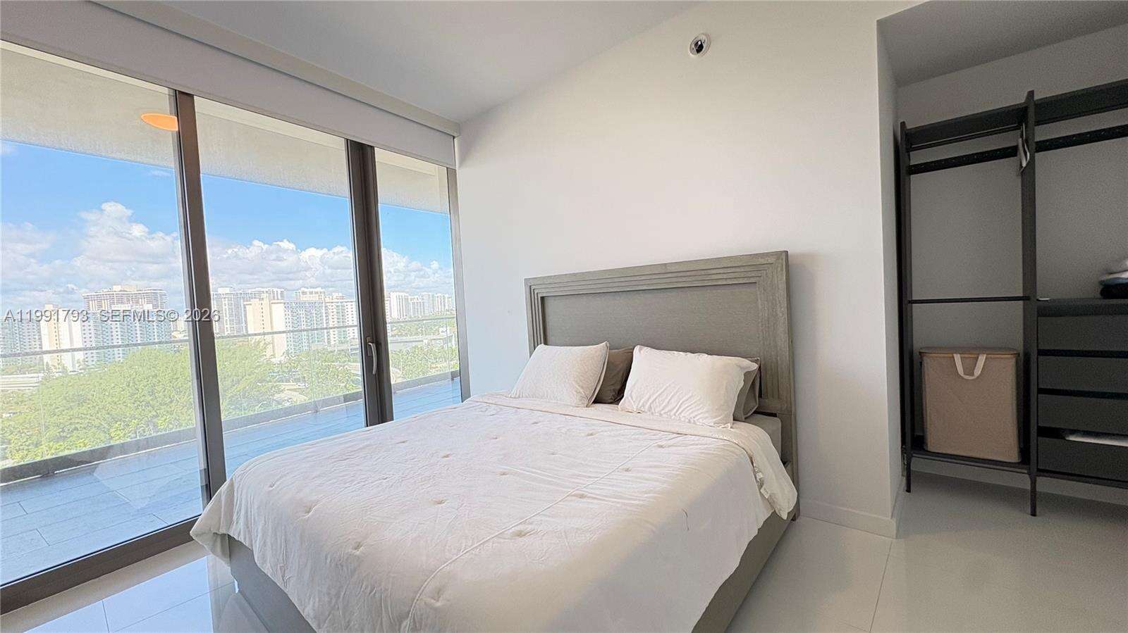 Armani Casa at 18975 Collins Ave, Sunny Isles Beach, FL 33160 - For Rent photo 16