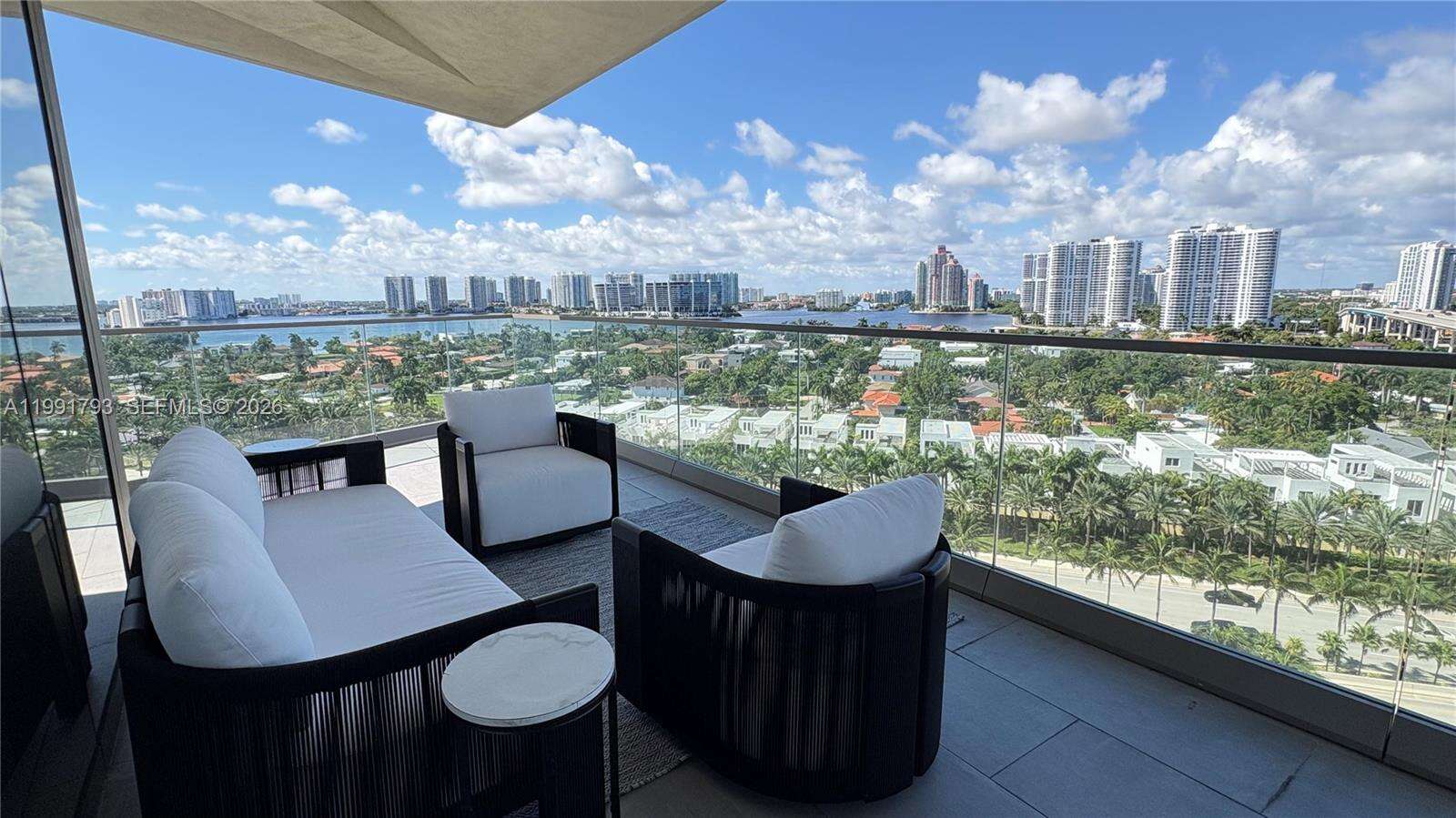 Armani Casa at 18975 Collins Ave, Sunny Isles Beach, FL 33160 - For Rent photo 23