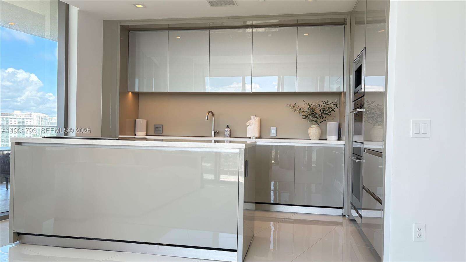 Armani Casa at 18975 Collins Ave, Sunny Isles Beach, FL 33160 - For Rent photo 5