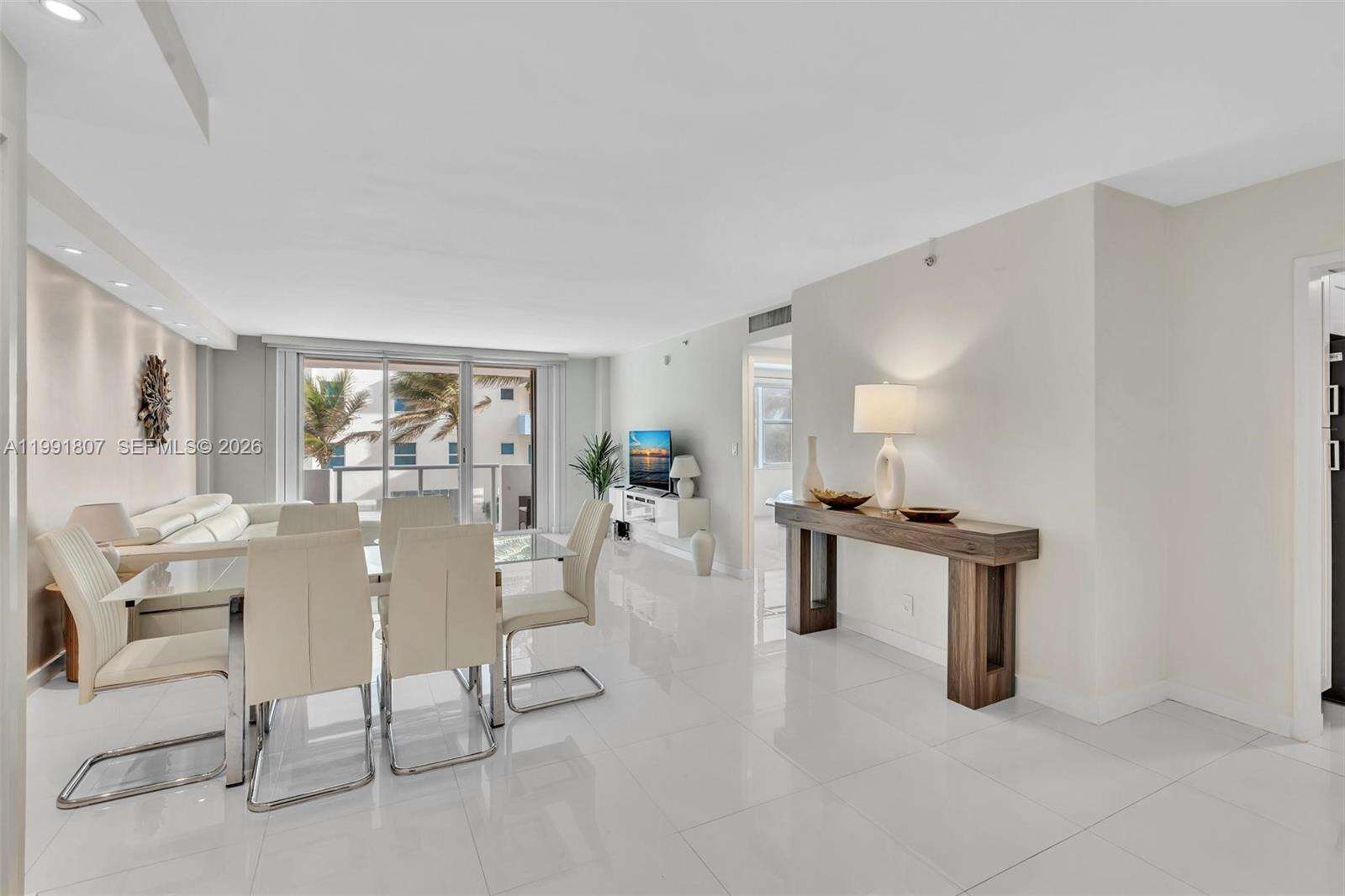 Carlisle On The Ocean at 9195 Collins Ave, Surfside, FL 33154 - For Rent photo 2