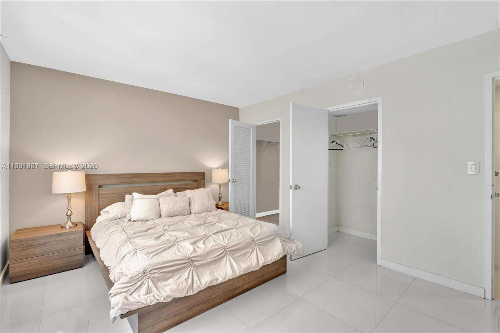 Carlisle On The Ocean at 9195 Collins Ave, Surfside, FL 33154 - For Rent photo 14