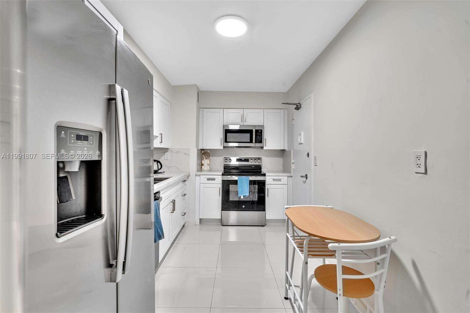 Carlisle On The Ocean at 9195 Collins Ave, Surfside, FL 33154 - For Rent photo 9