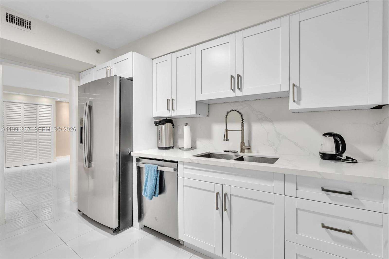 Carlisle On The Ocean at 9195 Collins Ave, Surfside, FL 33154 - For Rent photo 10