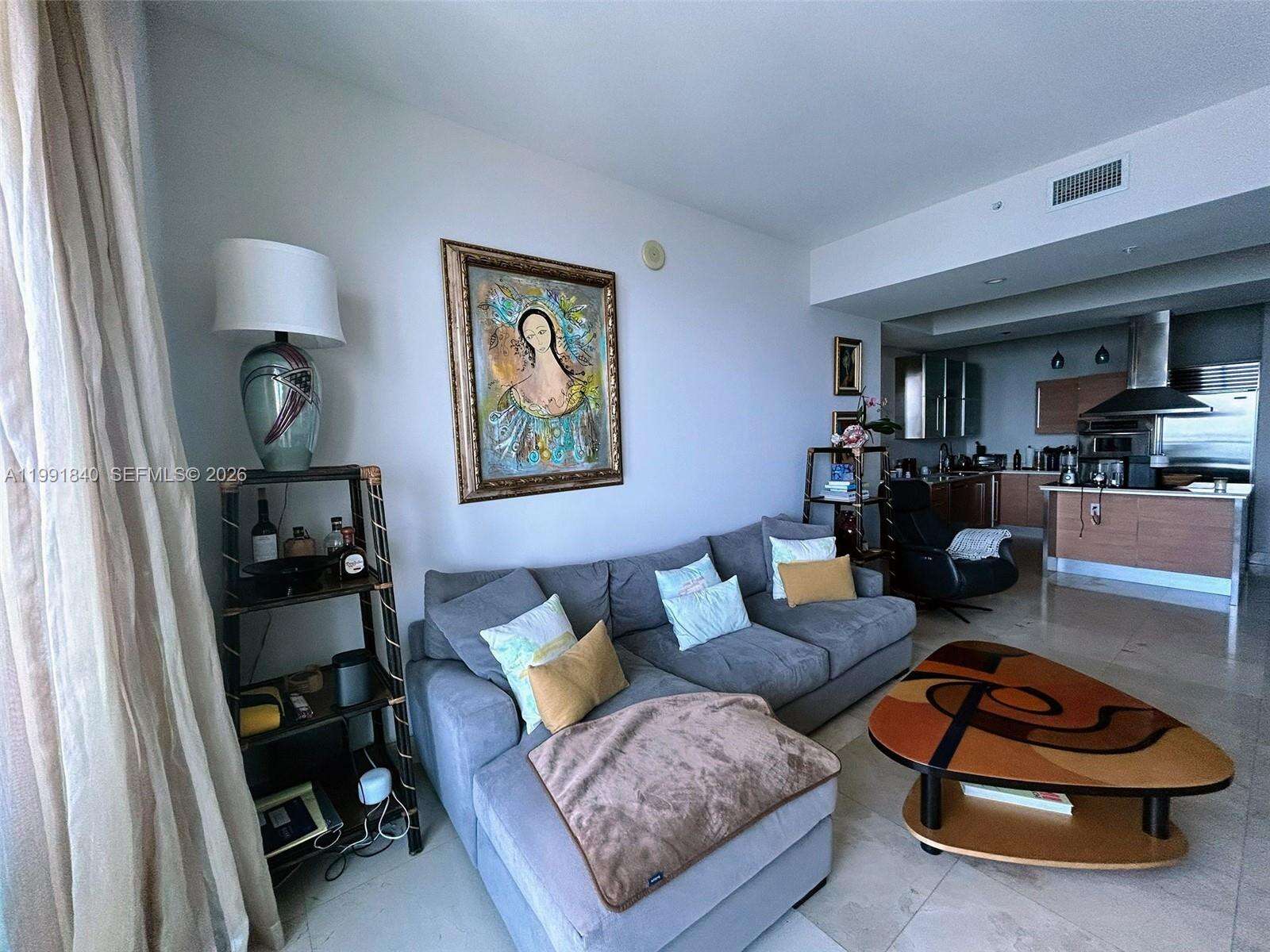 Emerald At Brickell at 218 14 St, Miami, FL 33131 - For Rent photo 2