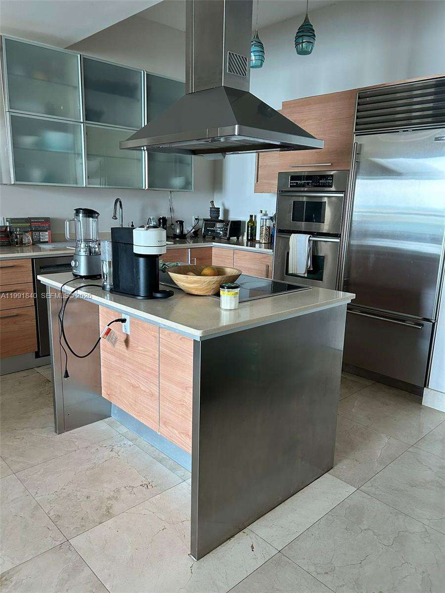 Emerald At Brickell at 218 14 St, Miami, FL 33131 - For Rent photo 13