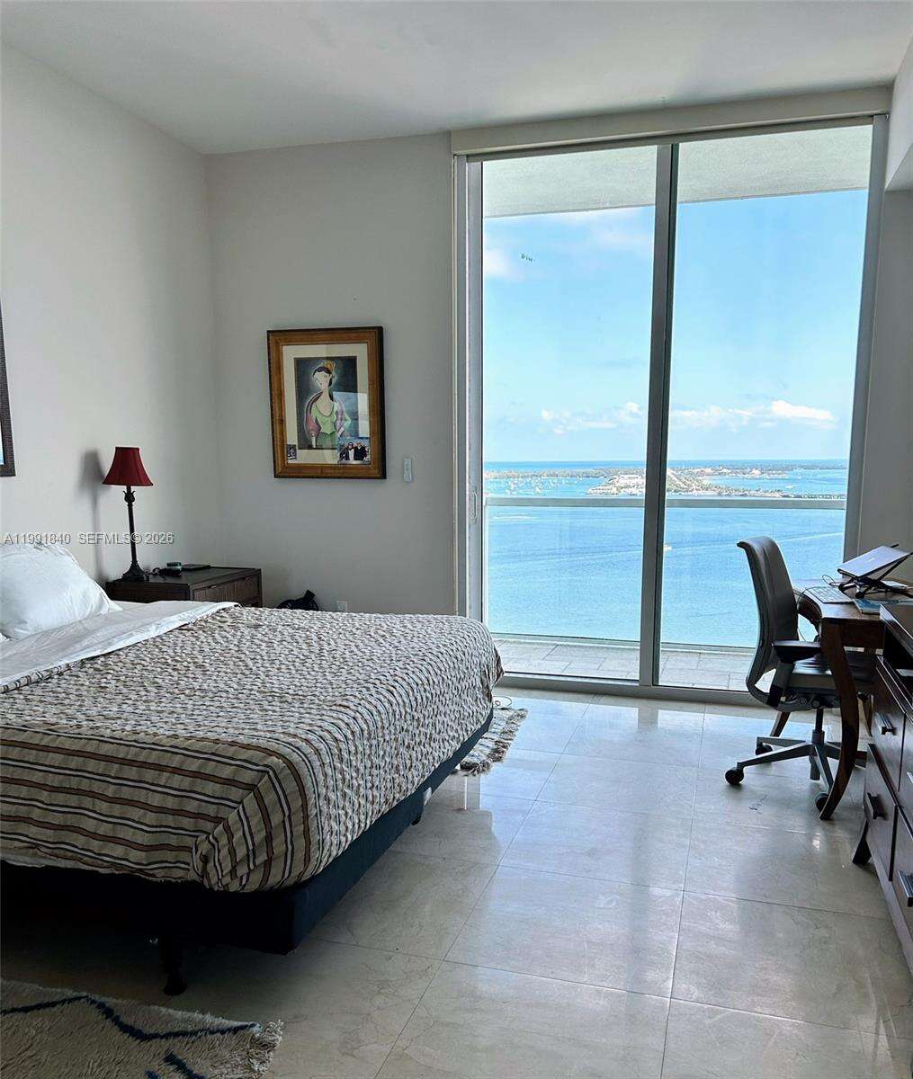 Emerald At Brickell at 218 14 St, Miami, FL 33131 - For Rent photo 6