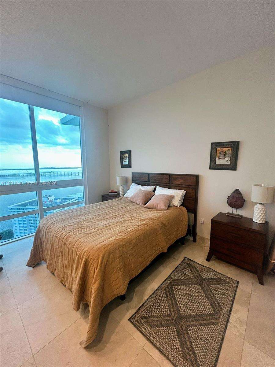 Emerald At Brickell at 218 14 St, Miami, FL 33131 - For Rent photo 9