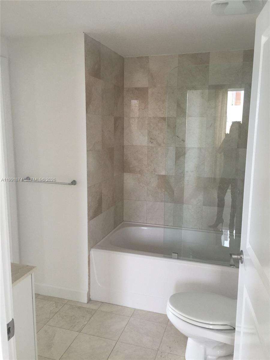 The Sail at 170 14 St, Miami, FL 33131 - For Rent photo 5