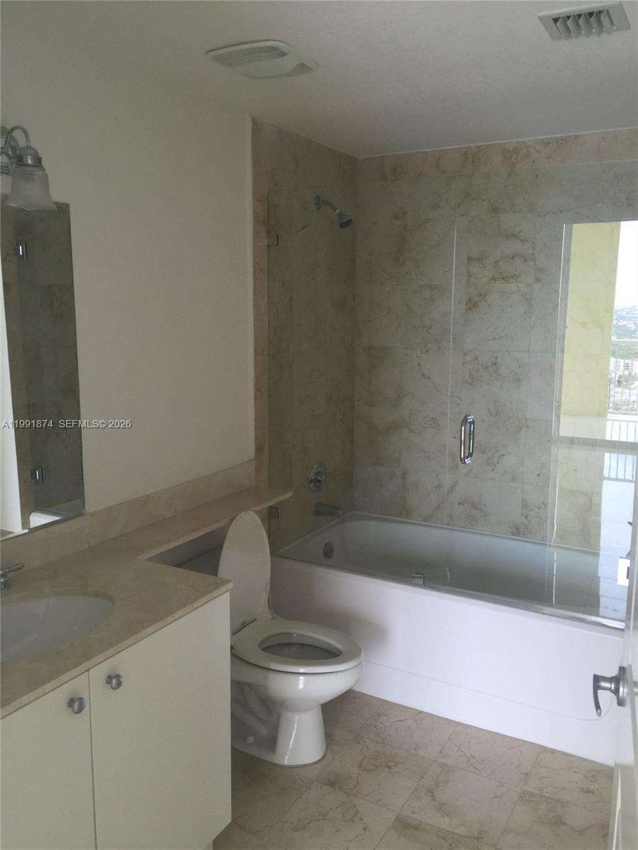 The Sail at 170 14 St, Miami, FL 33131 - For Rent photo 6