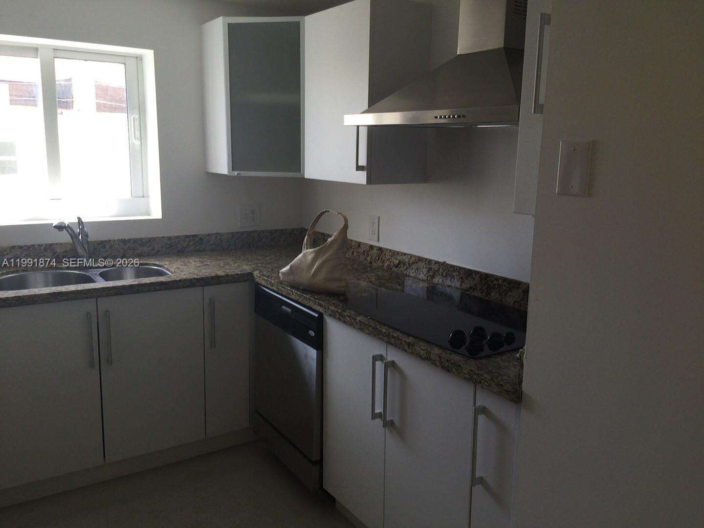 The Sail at 170 14 St, Miami, FL 33131 - For Rent photo 8
