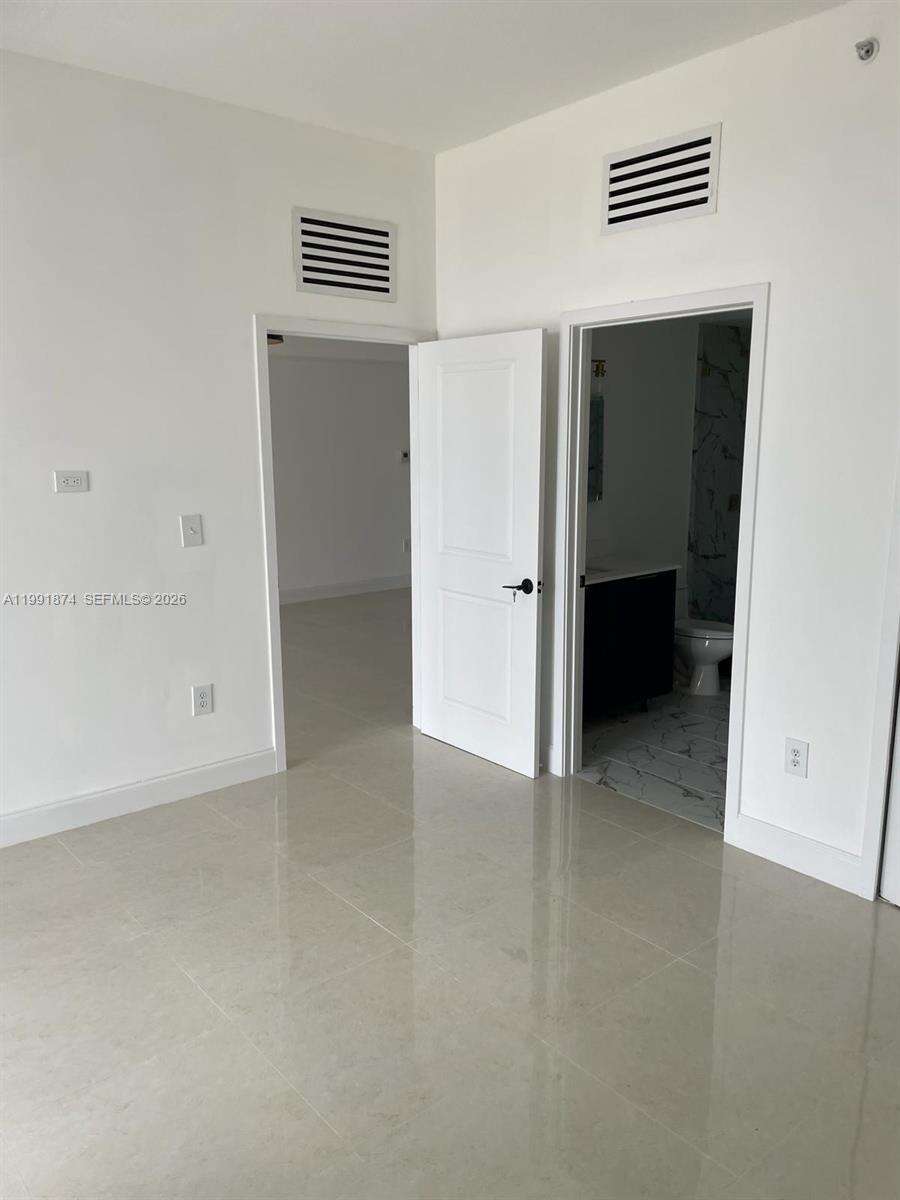 The Sail at 170 14 St, Miami, FL 33131 - For Rent photo 9