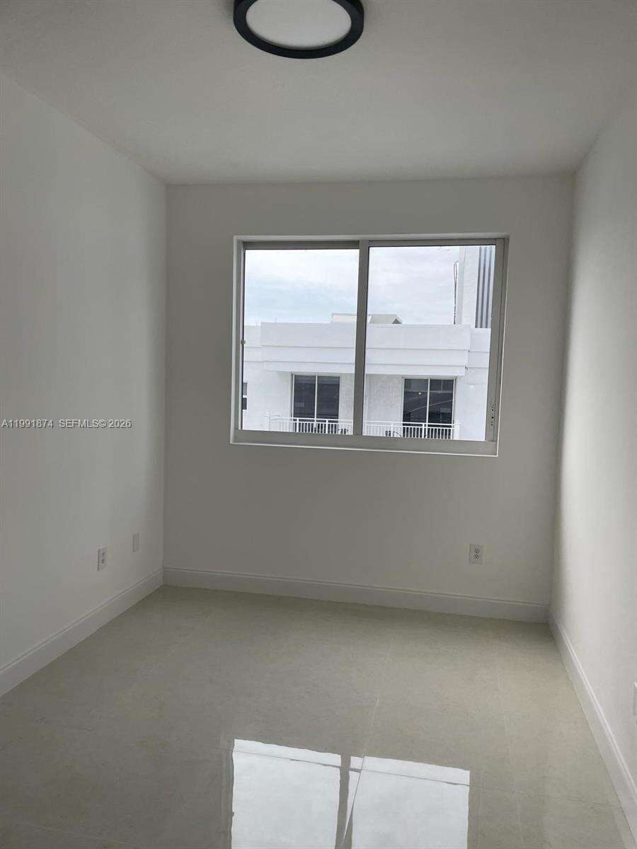 The Sail at 170 14 St, Miami, FL 33131 - For Rent photo 10