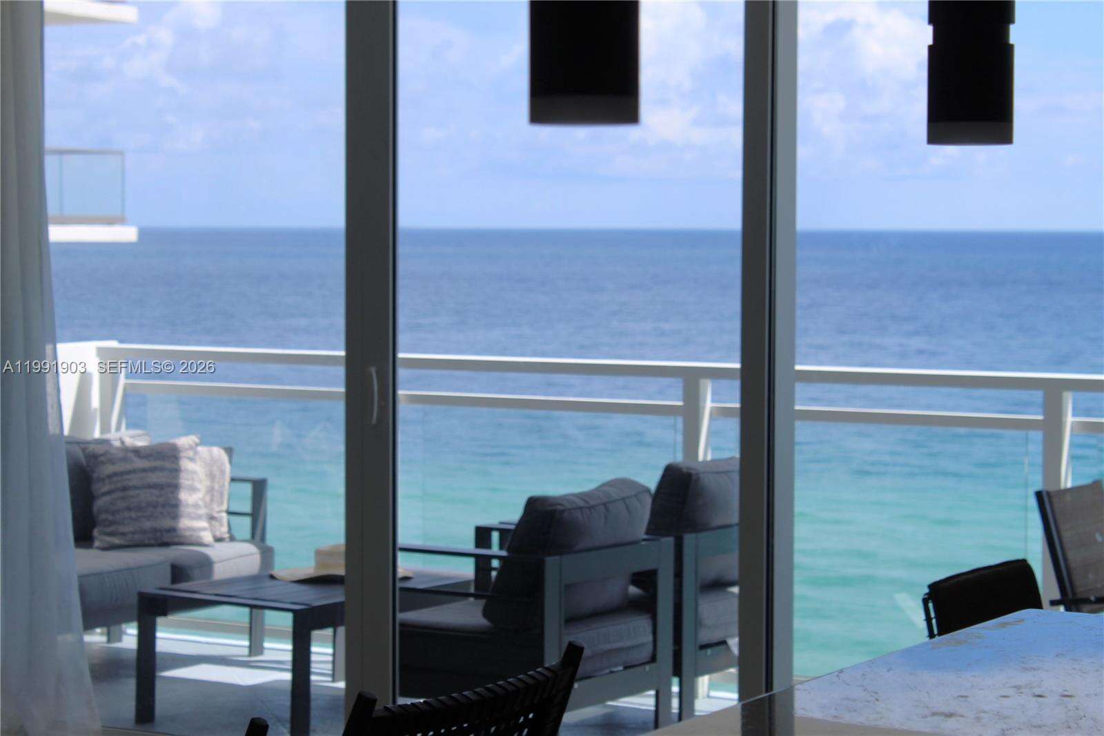 Parker Plaza at 2030 Ocean Dr, Hallandale Beach, FL 33009 - For Rent photo 13