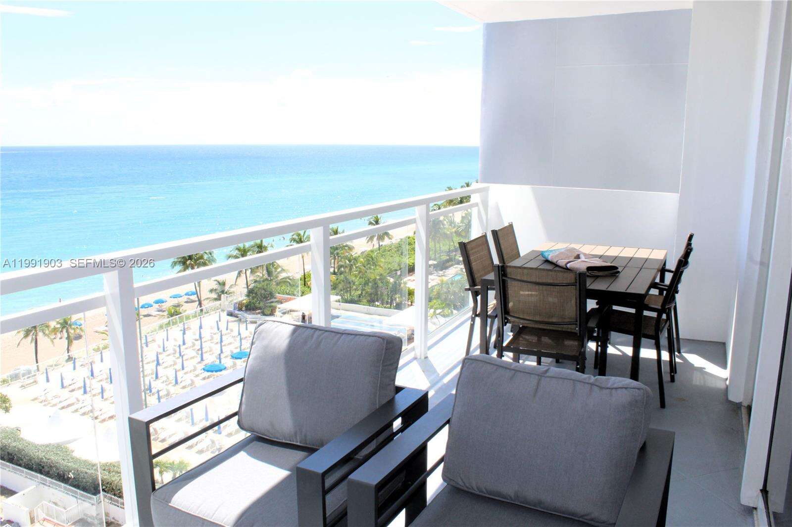 Parker Plaza at 2030 Ocean Dr, Hallandale Beach, FL 33009 - For Rent photo 4