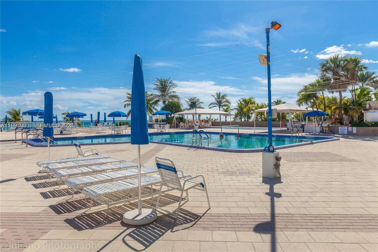 Parker Plaza at 2030 Ocean Dr, Hallandale Beach, FL 33009 - For Rent photo 37