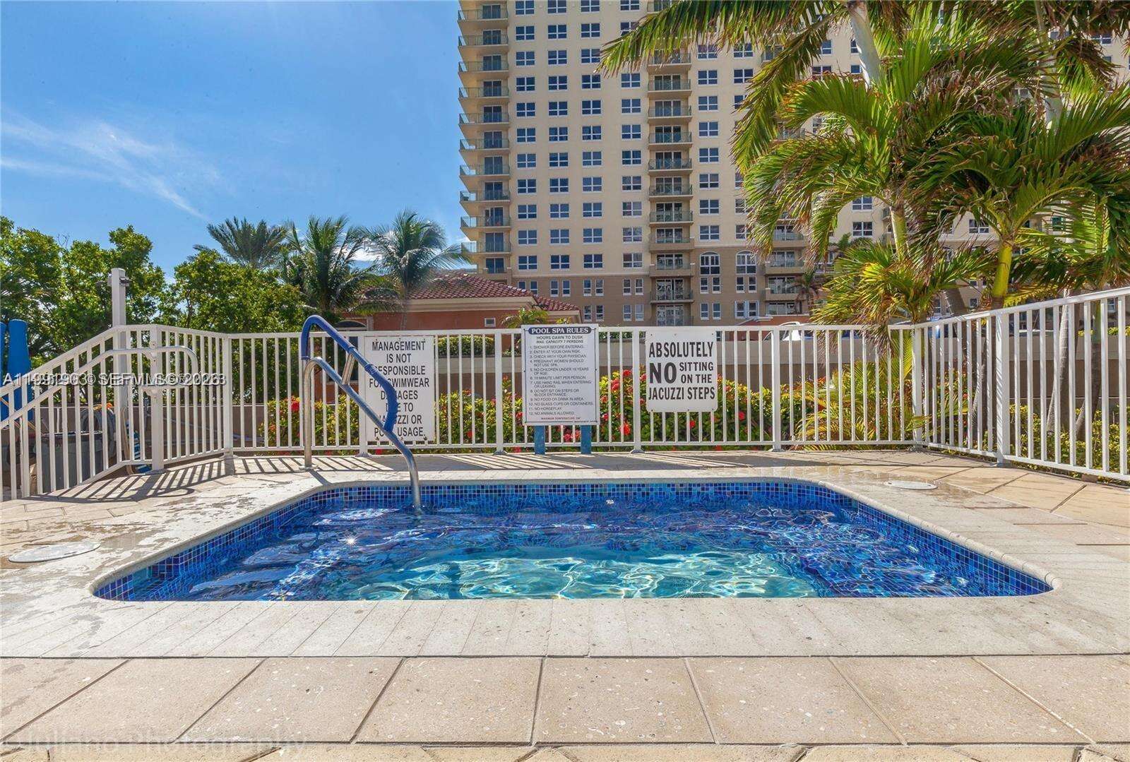 Parker Plaza at 2030 Ocean Dr, Hallandale Beach, FL 33009 - For Rent photo 38
