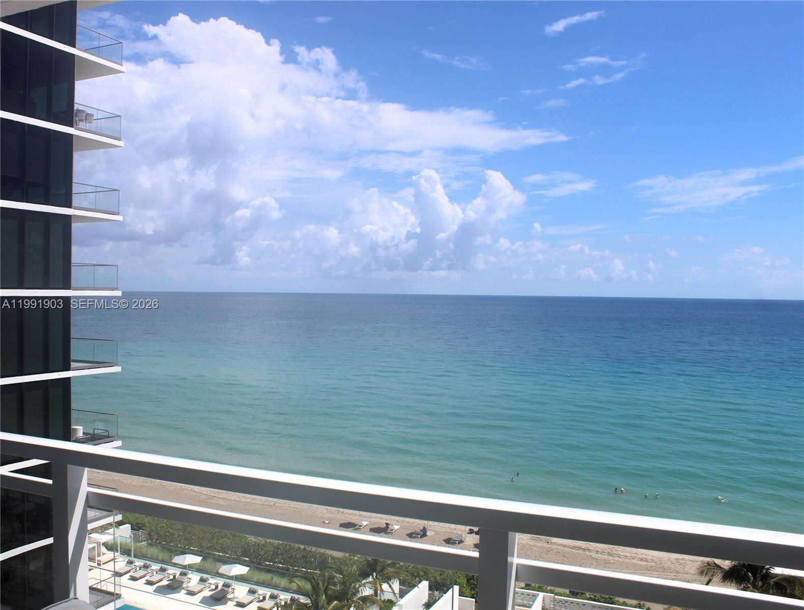 Parker Plaza at 2030 Ocean Dr, Hallandale Beach, FL 33009 - For Rent photo 5