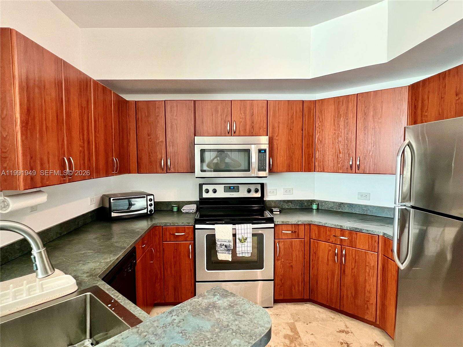 The Waverly at 9172 Collins Ave, Surfside, FL 33154 - For Rent photo 7