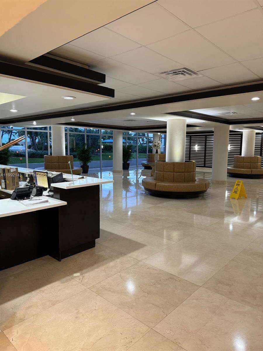 The Carriage Club North at 5005 Collins Ave, Miami Beach, FL 33140 - For Rent photo 2