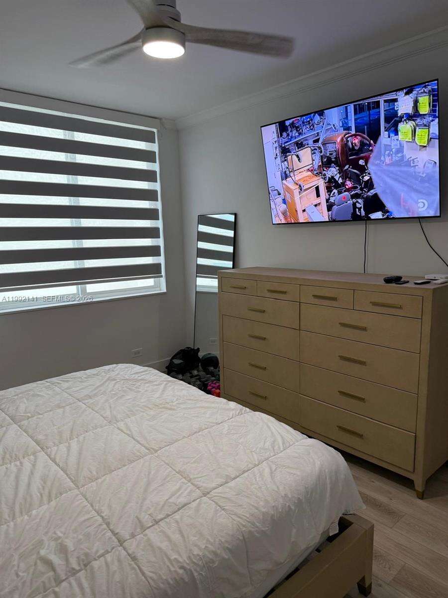 The Carriage Club North at 5005 Collins Ave, Miami Beach, FL 33140 - For Rent photo 12