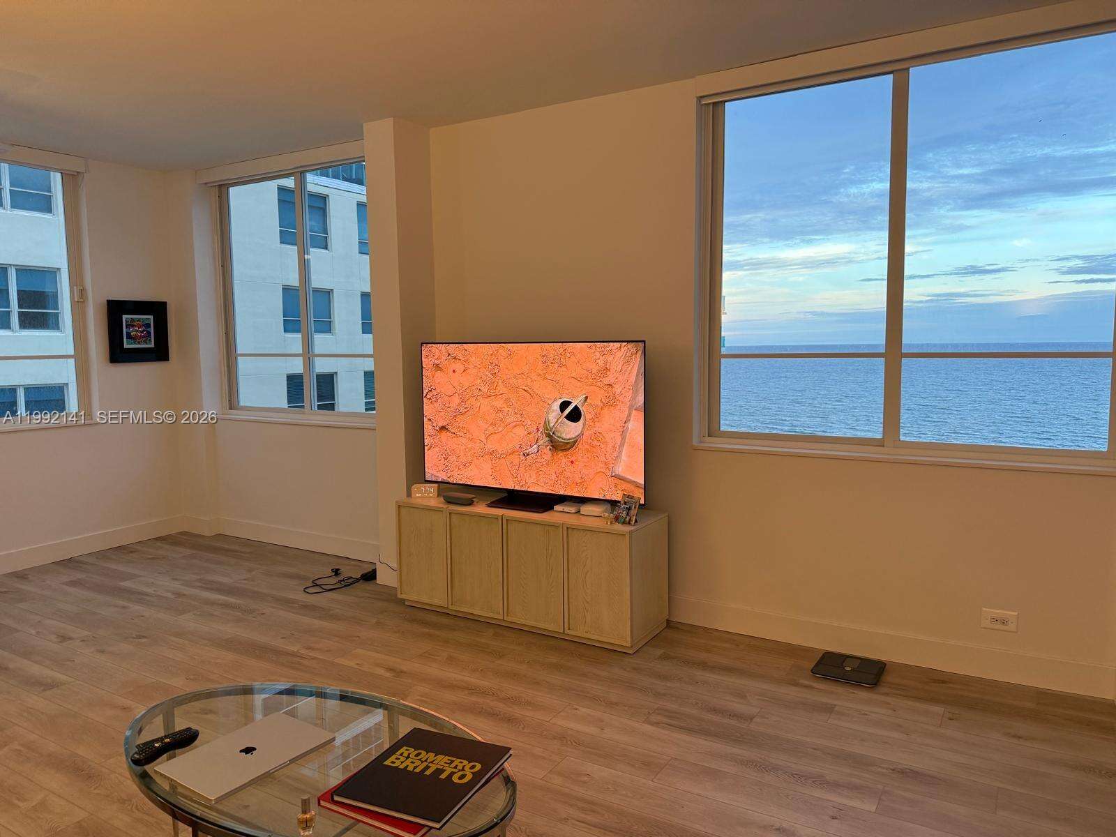 The Carriage Club North at 5005 Collins Ave, Miami Beach, FL 33140 - For Rent photo 9