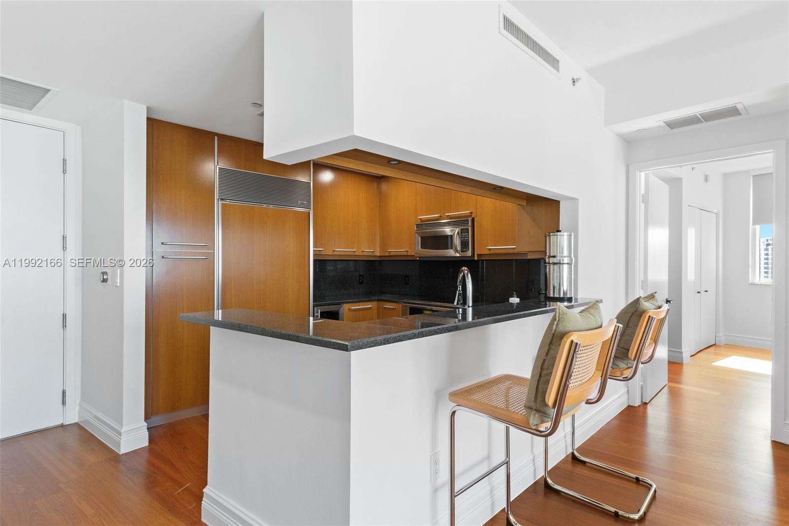 Carbonell at 901 Brickell Key Blvd, Miami, FL 33131 - For Rent photo 11