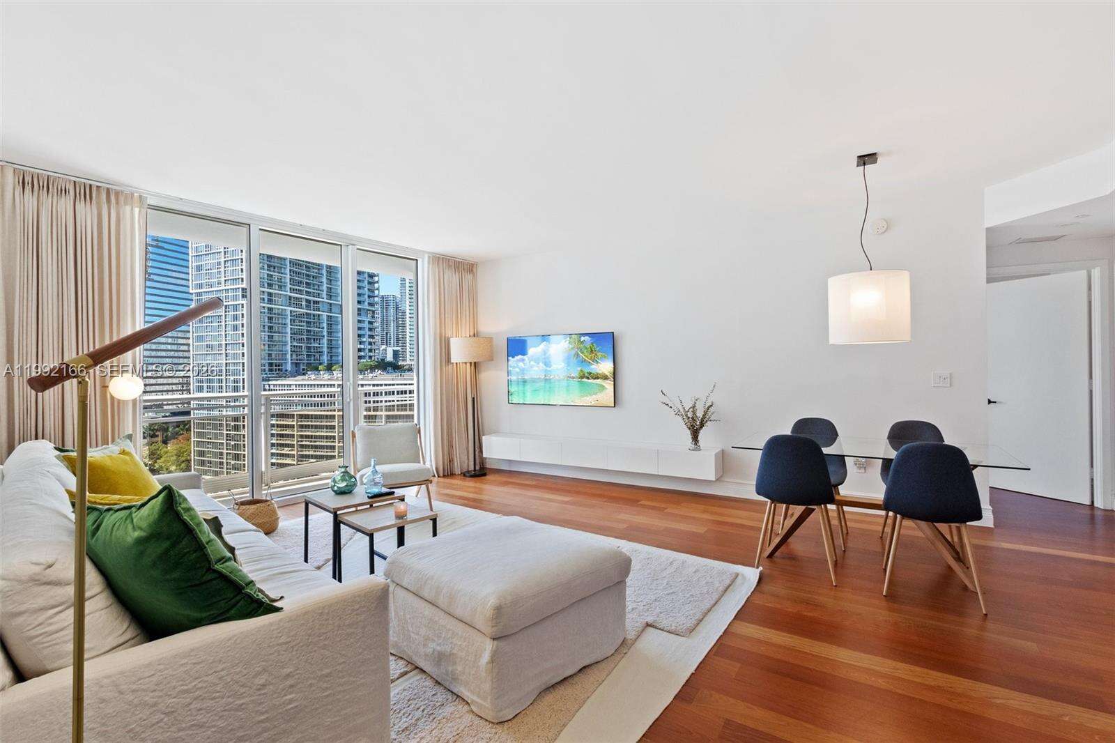 Carbonell at 901 Brickell Key Blvd, Miami, FL 33131 - For Rent photo 4