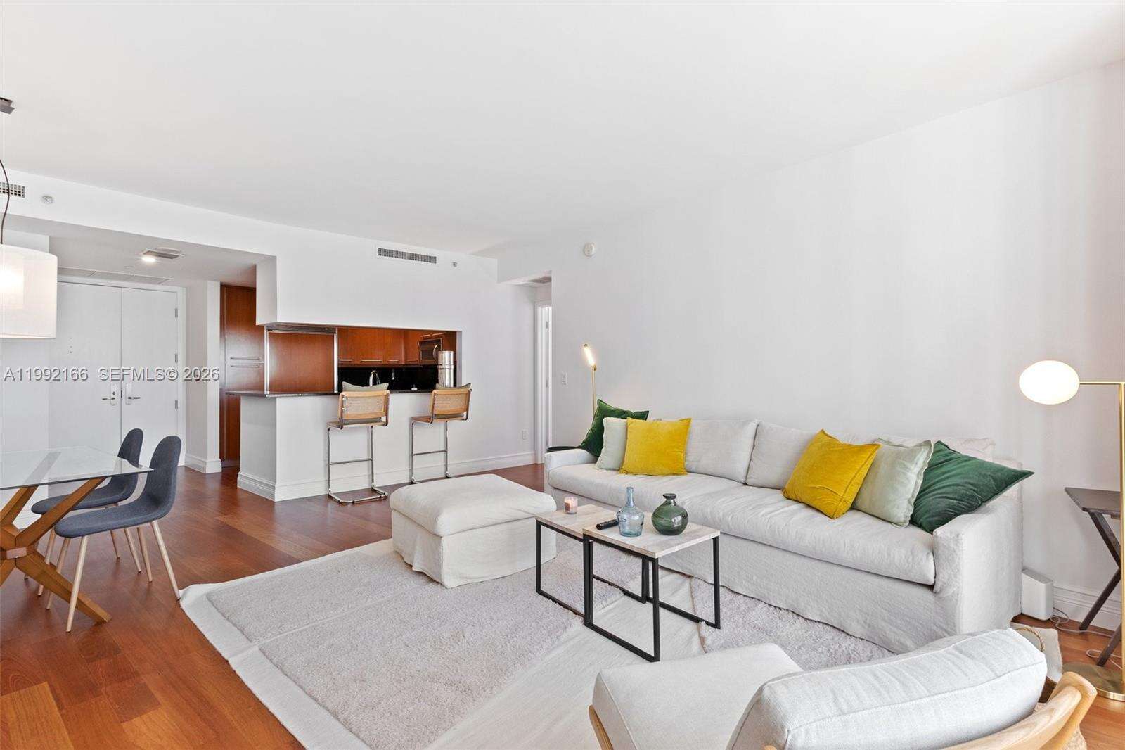 Carbonell at 901 Brickell Key Blvd, Miami, FL 33131 - For Rent photo 8