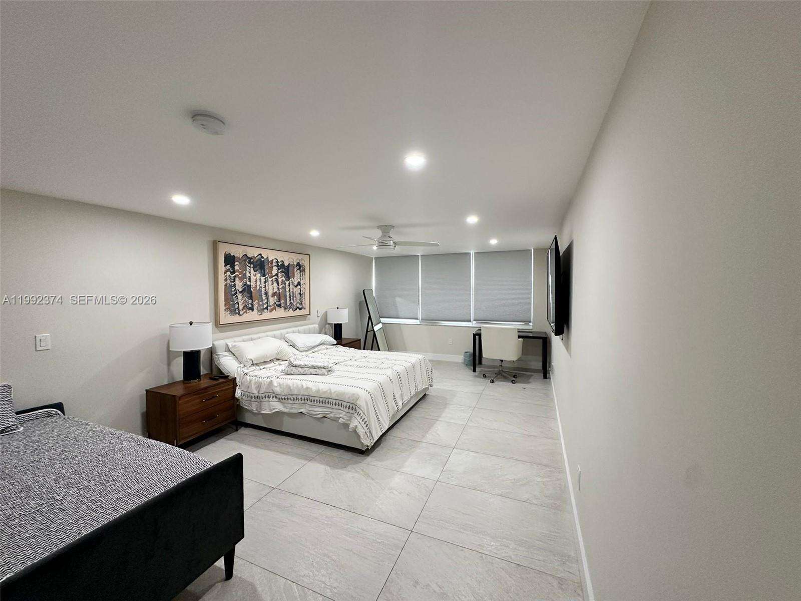 Aquarius at 2751 Ocean Dr, Hollywood, FL 33019 - For Rent photo 11