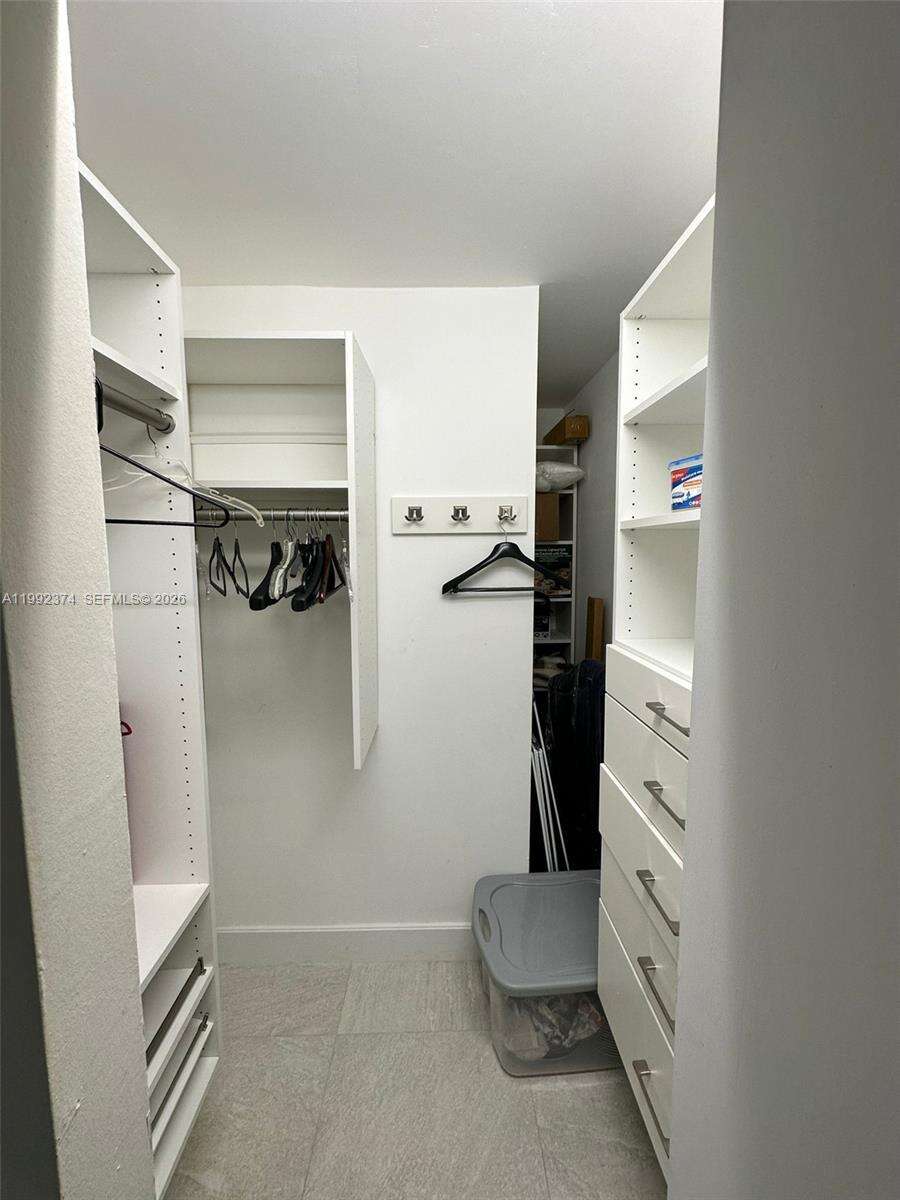 Aquarius at 2751 Ocean Dr, Hollywood, FL 33019 - For Rent photo 12