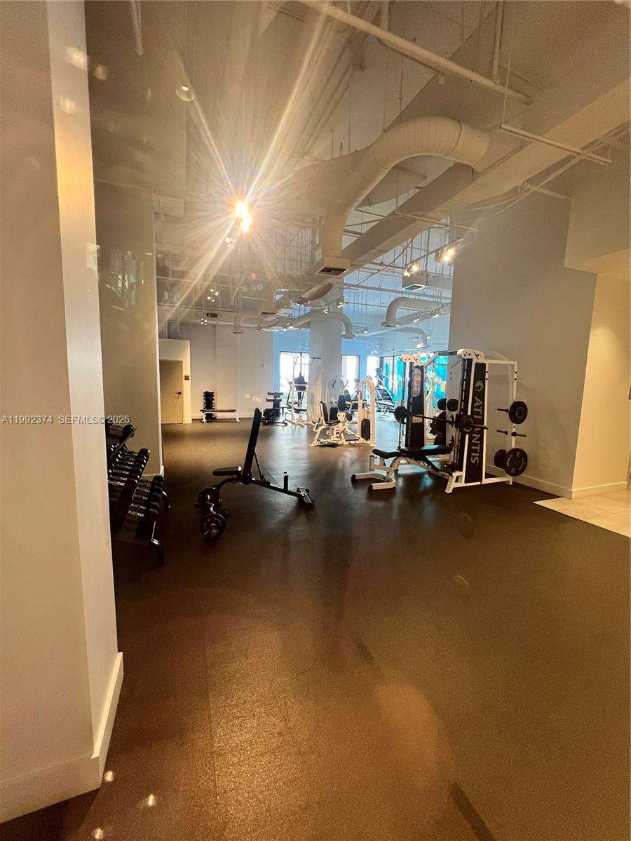 Aquarius at 2751 Ocean Dr, Hollywood, FL 33019 - For Rent photo 14