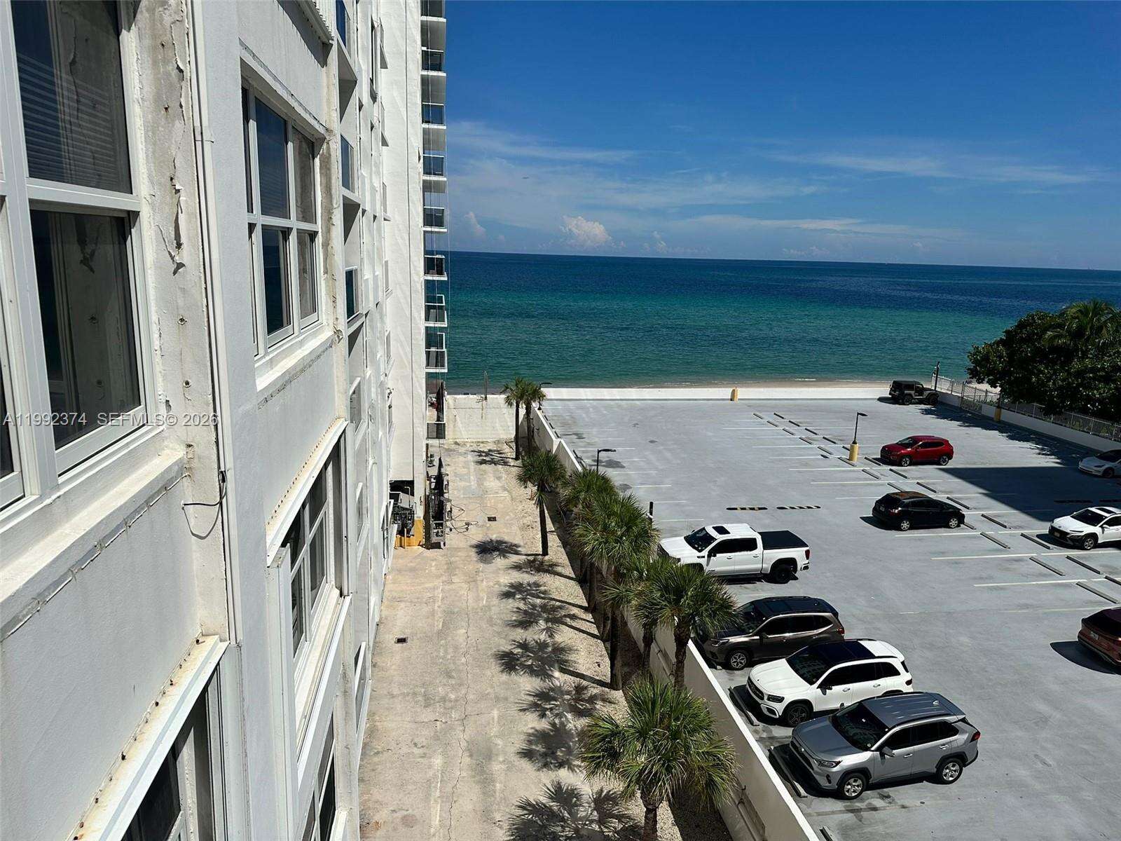Aquarius at 2751 Ocean Dr, Hollywood, FL 33019 - For Rent photo 55