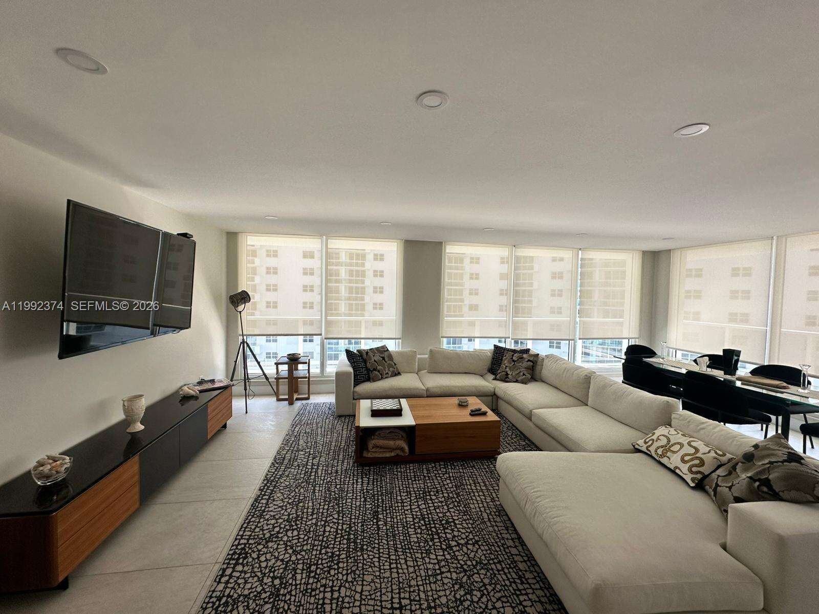 Aquarius at 2751 Ocean Dr, Hollywood, FL 33019 - For Rent photo 57