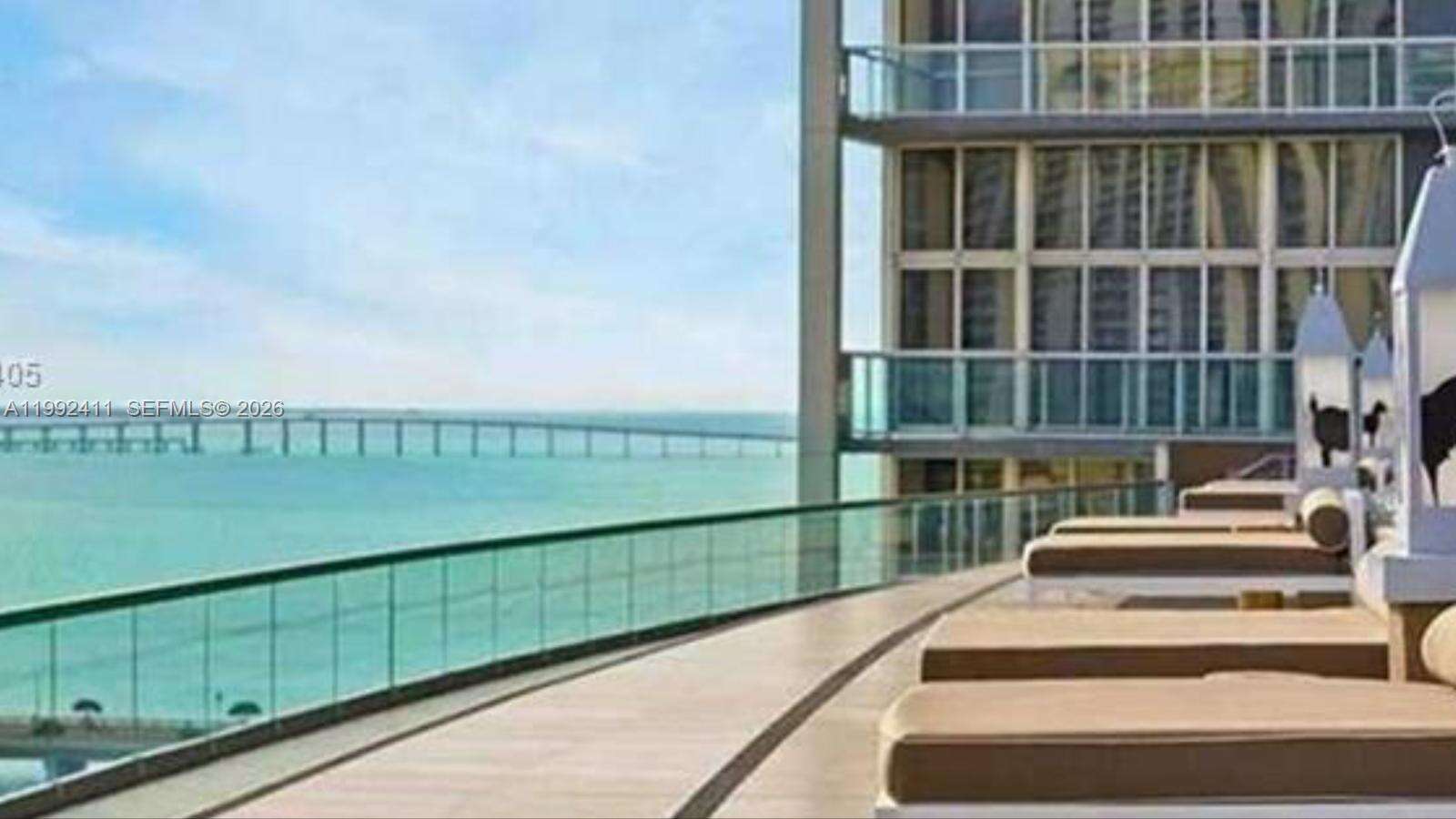 Icon Brickell 1 at 465 Brickell Ave, Miami, FL 33131 - For Rent photo 2