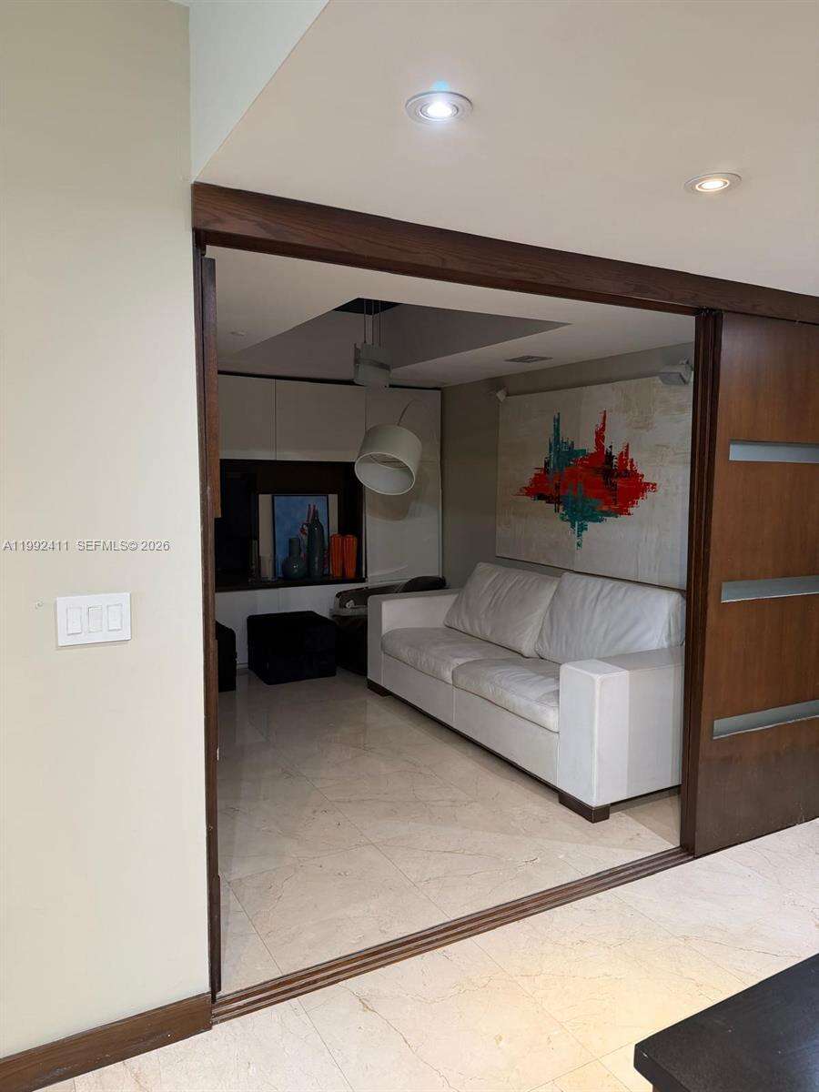 Icon Brickell 1 at 465 Brickell Ave, Miami, FL 33131 - For Rent photo 19