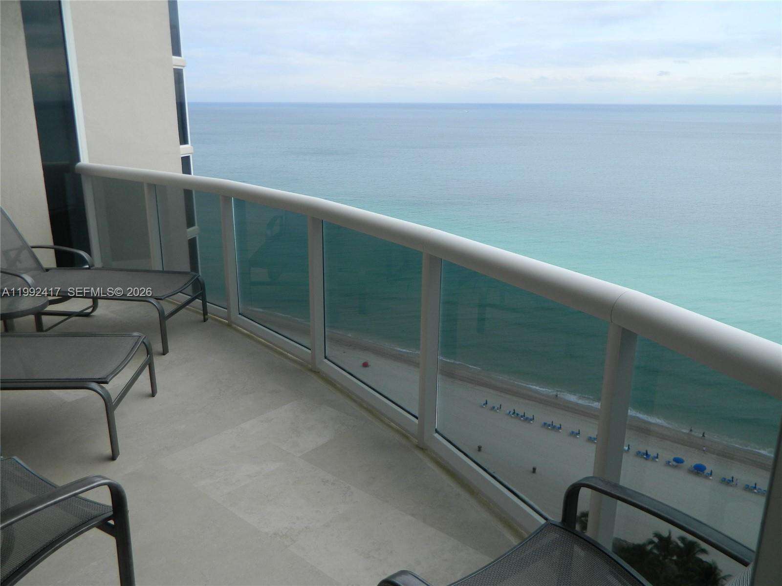 Pinnacle at 17555 Collins Ave, Sunny Isles Beach, FL 33160 - For Rent photo 23