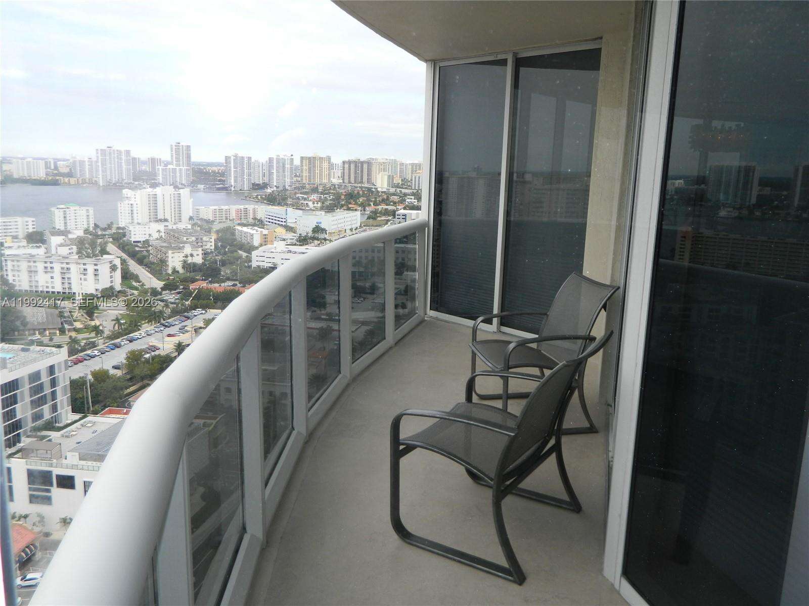 Pinnacle at 17555 Collins Ave, Sunny Isles Beach, FL 33160 - For Rent photo 25