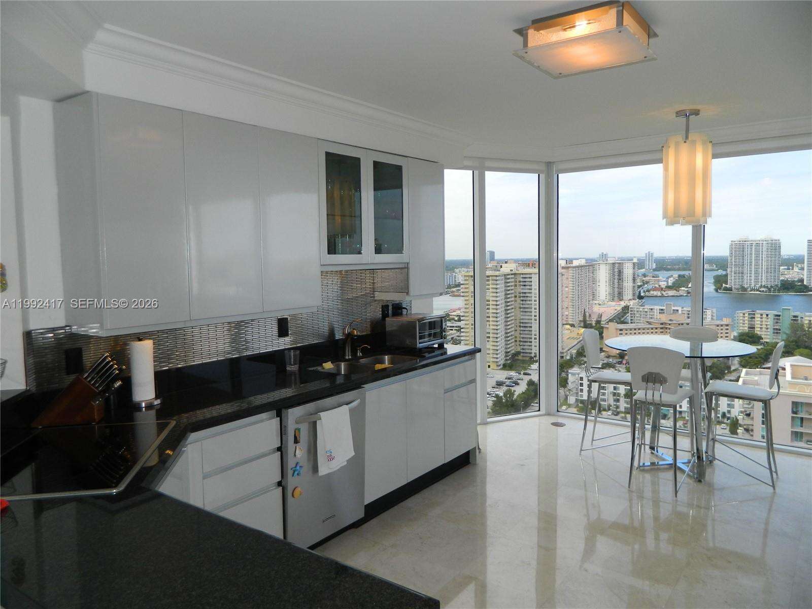 Pinnacle at 17555 Collins Ave, Sunny Isles Beach, FL 33160 - For Rent photo 4