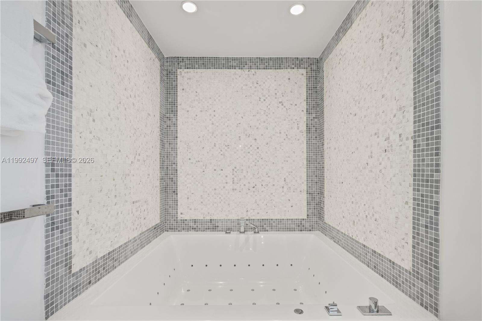 Epic Residences at 200 Biscayne Blvd Way, Miami, FL 33131 - For Rent photo 30
