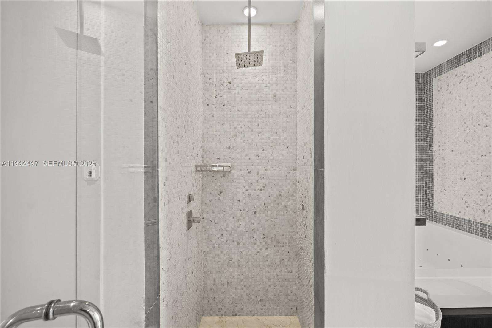 Epic Residences at 200 Biscayne Blvd Way, Miami, FL 33131 - For Rent photo 31