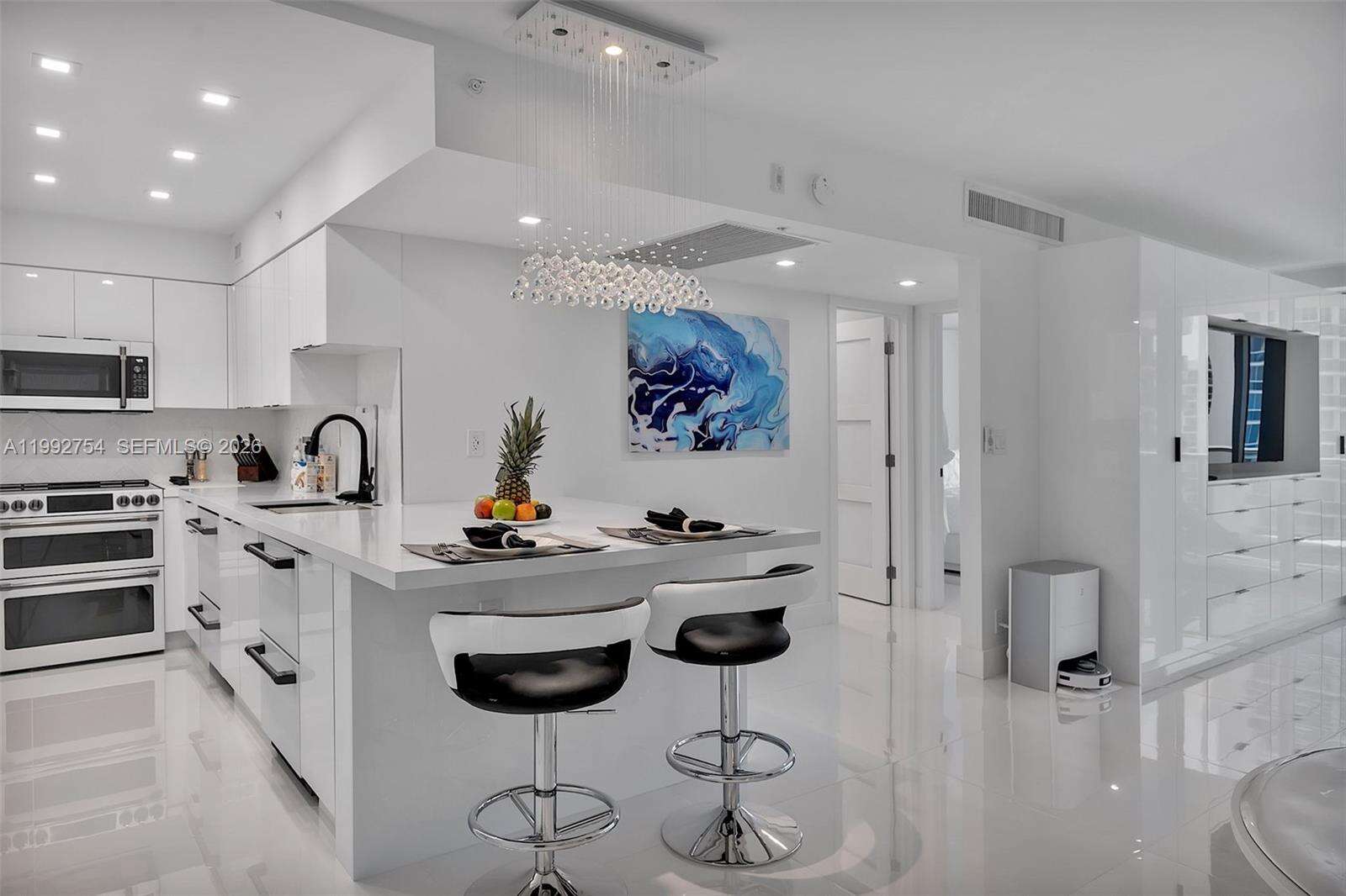 The Wave at 2501 Ocean Dr, Hollywood, FL 33019 - For Rent photo 3