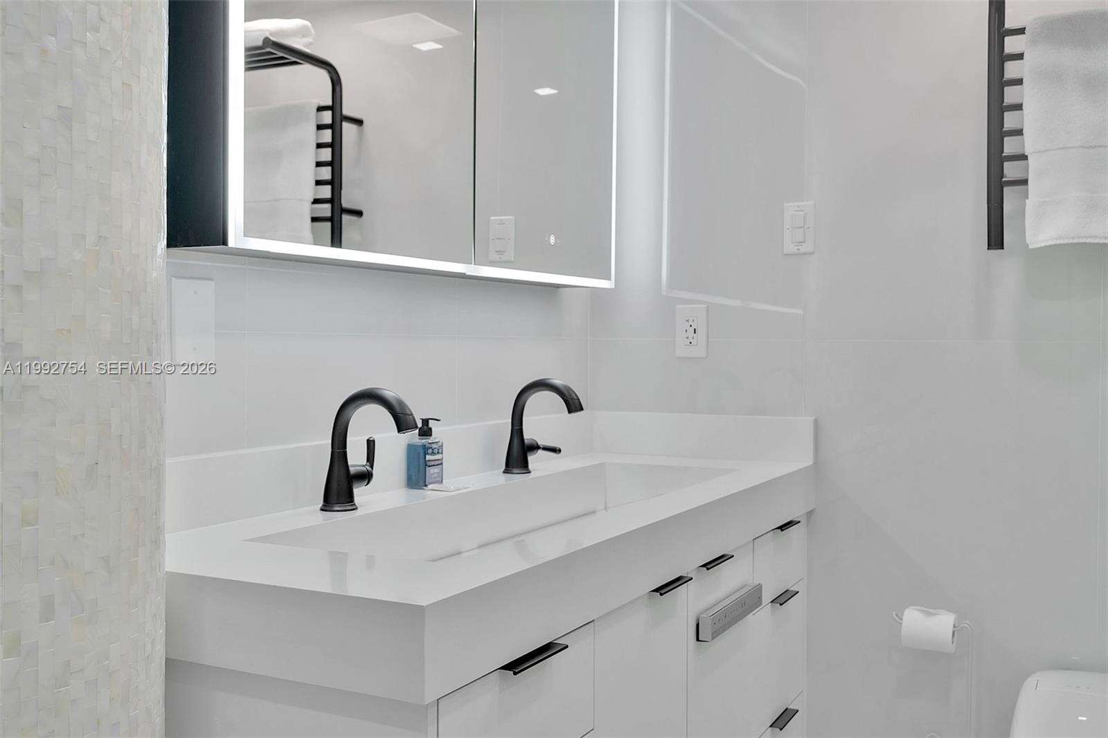 The Wave at 2501 Ocean Dr, Hollywood, FL 33019 - For Rent photo 26