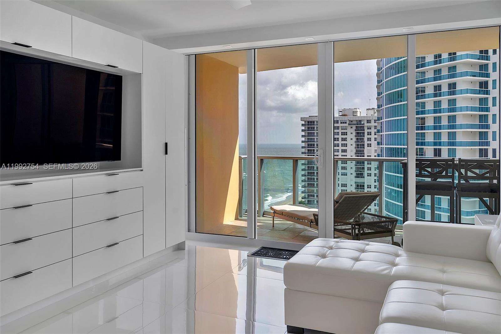 The Wave at 2501 Ocean Dr, Hollywood, FL 33019 - For Rent photo 7