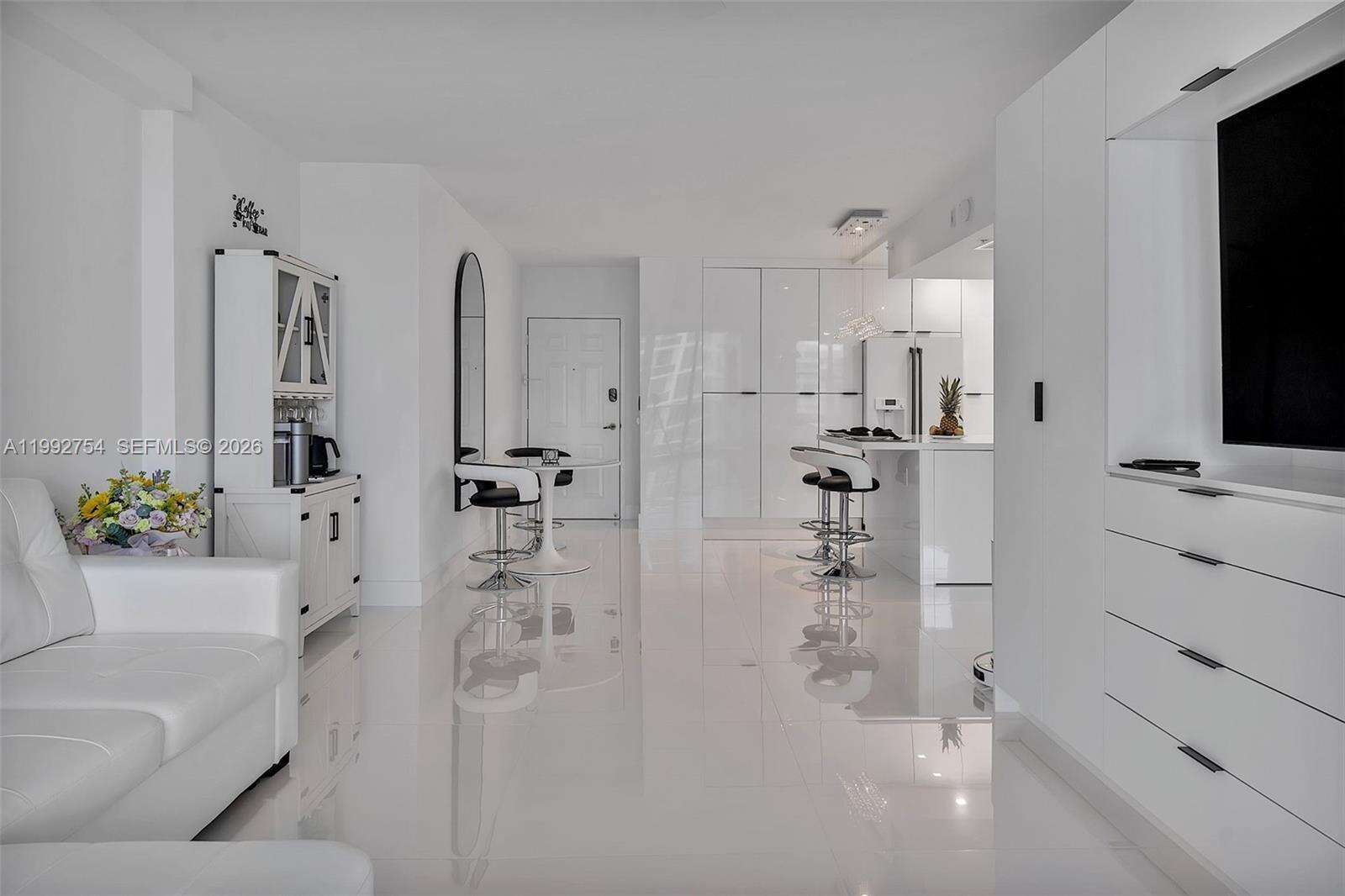 The Wave at 2501 Ocean Dr, Hollywood, FL 33019 - For Rent photo 8
